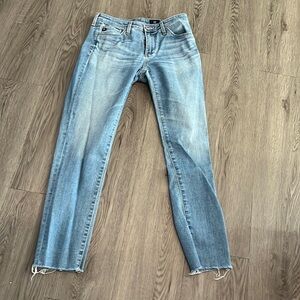 AG Preloved jeans size 25R💙